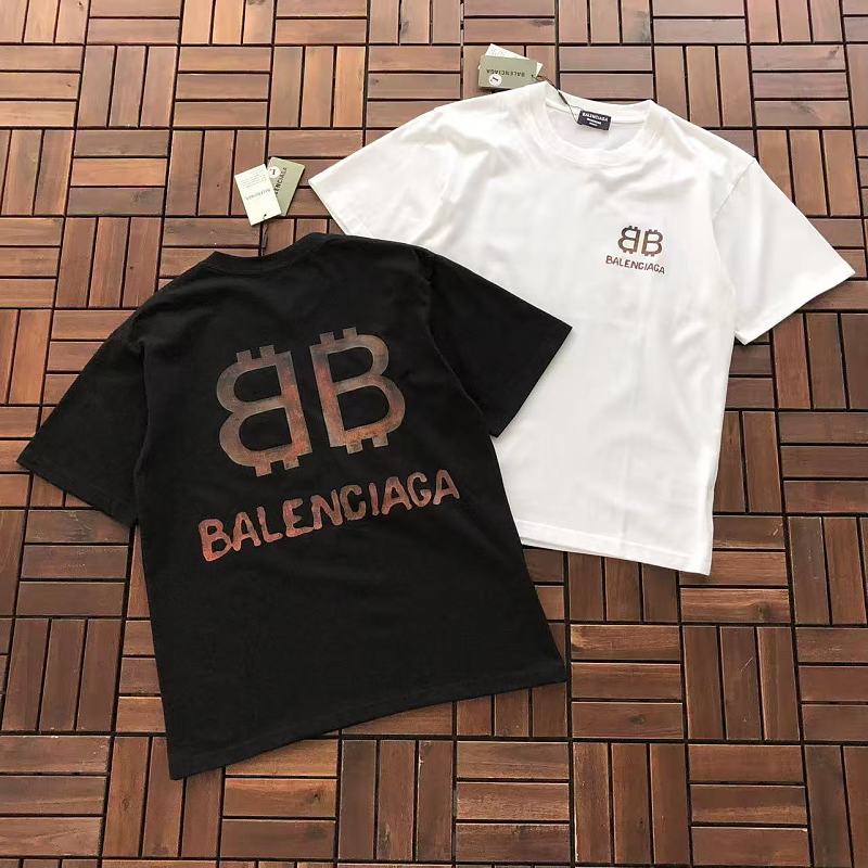 B L Ia A T-shirt · 5
