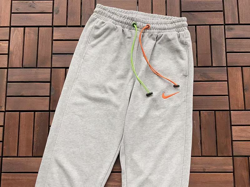 Nike Trousers 8