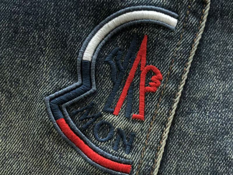M R Jeans 10