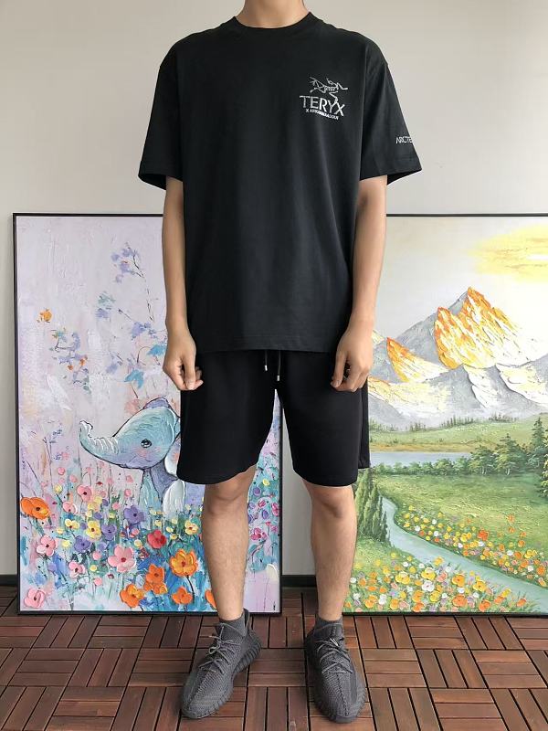 A T Yx T-shirt · 3
