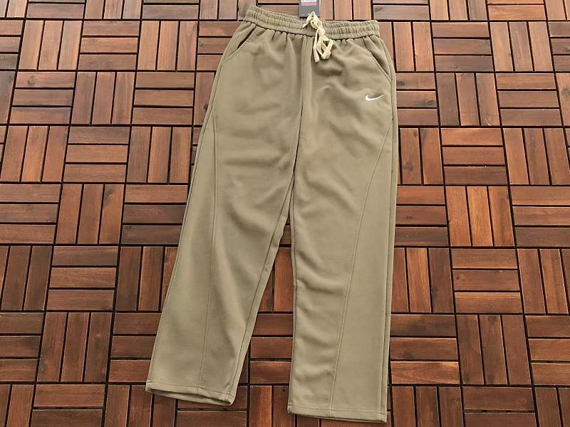 Nike Trousers 11