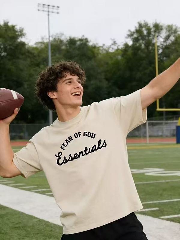 Essentials T-shirt 4