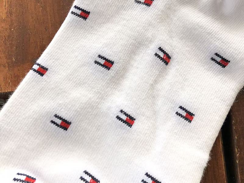 T H R Socks 7