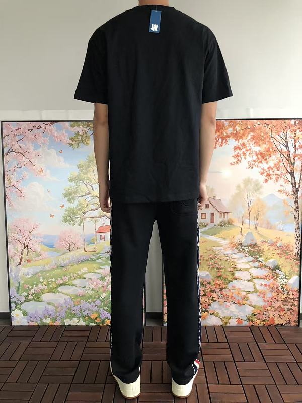Undefeated T-shirt · 4