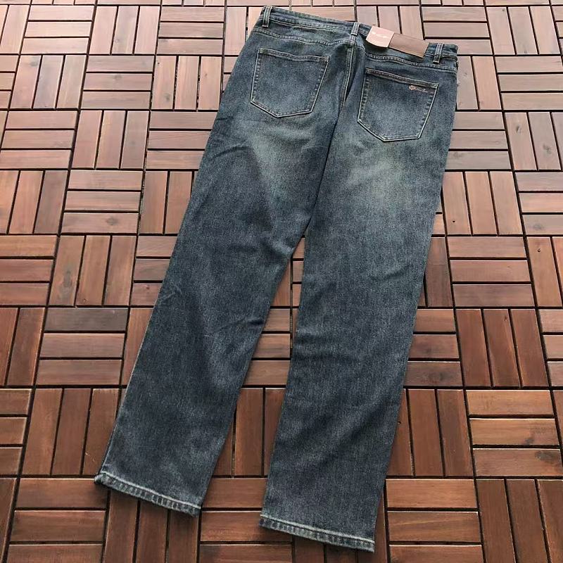 L O P A A Jeans 3