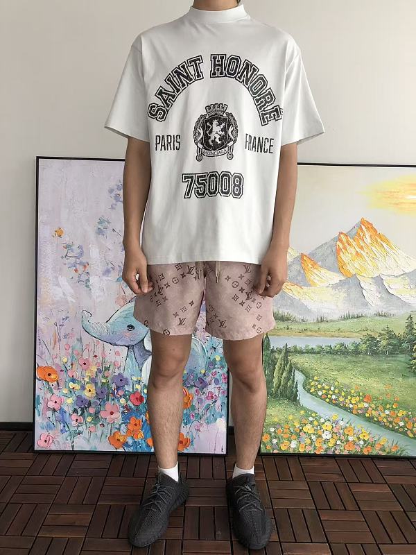 B L Ia A T-shirt · 3