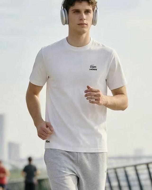 L C St T-shirt · 6