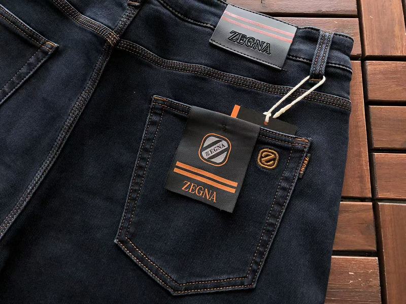 Z G A Jeans · 6