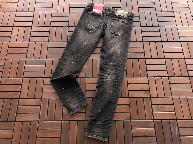 D E E Jeans · 4