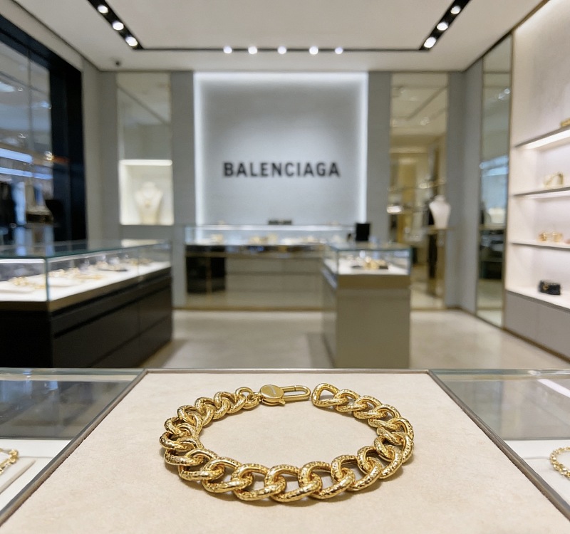 B L Ia A Jewelry · 6