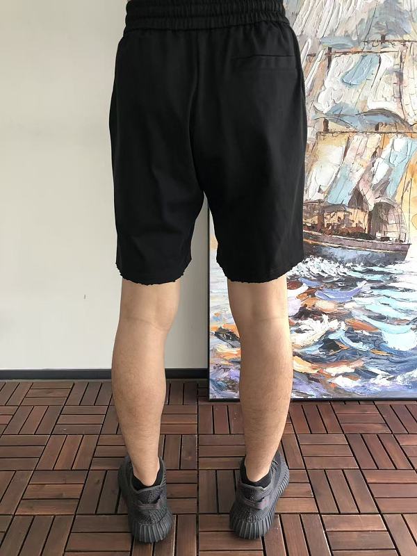 L Shorts · 4