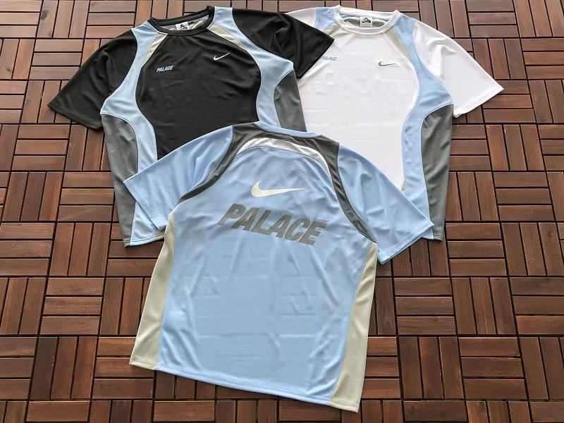 P La E & N K T-shirt · 6