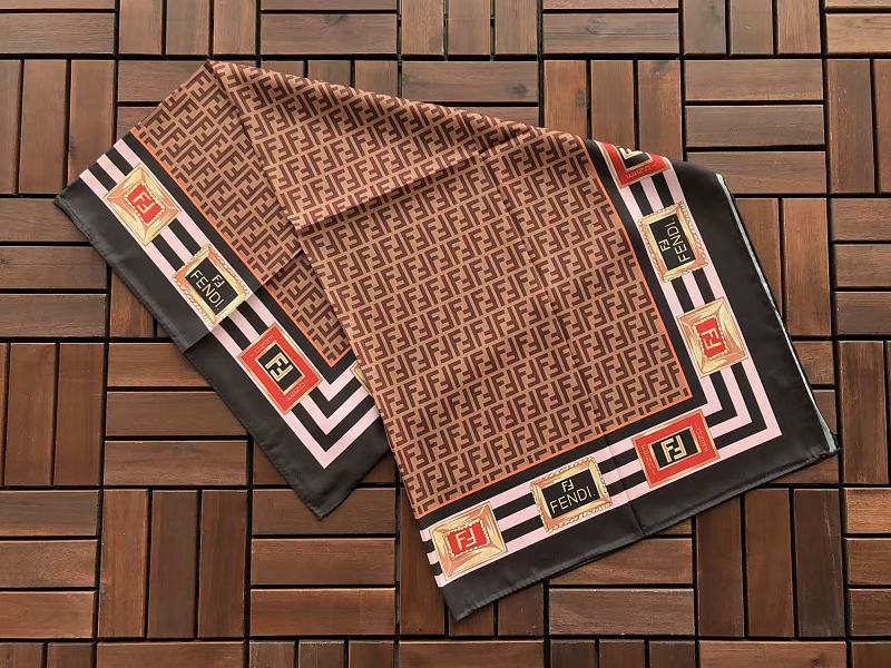 F D Scarf · 4