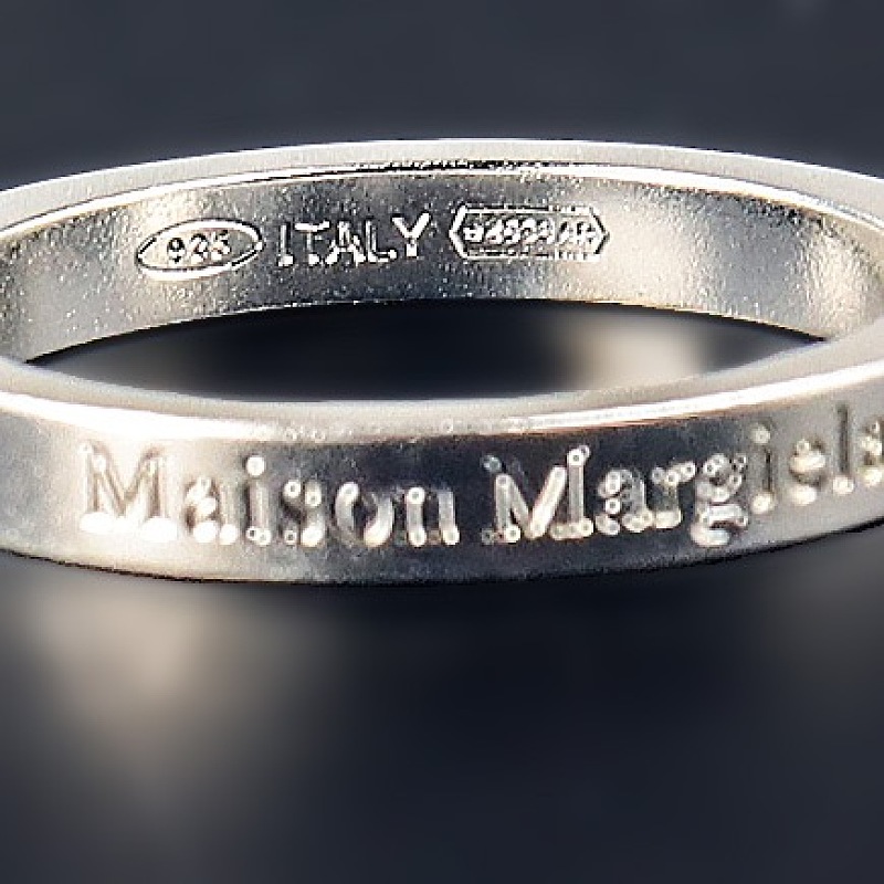 M Is N M R Ie A Jewelry · 4