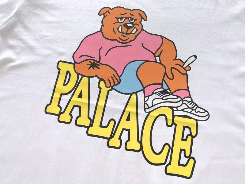 P La E T-shirt 11