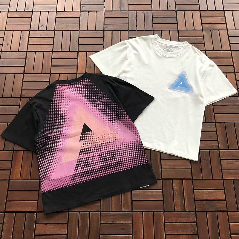P La E T-shirt · 5