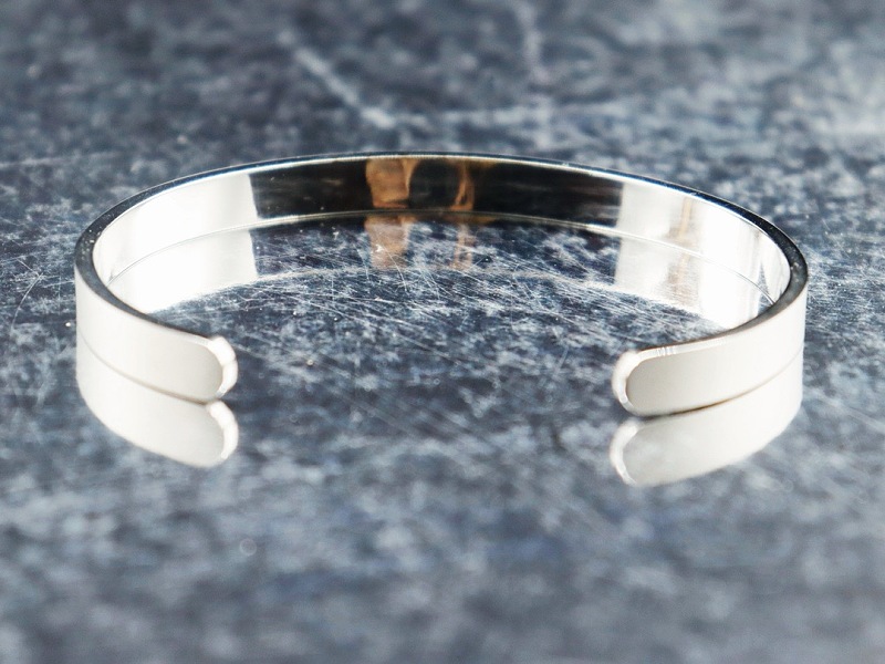 M Is N M R Ie A Jewelry · 5