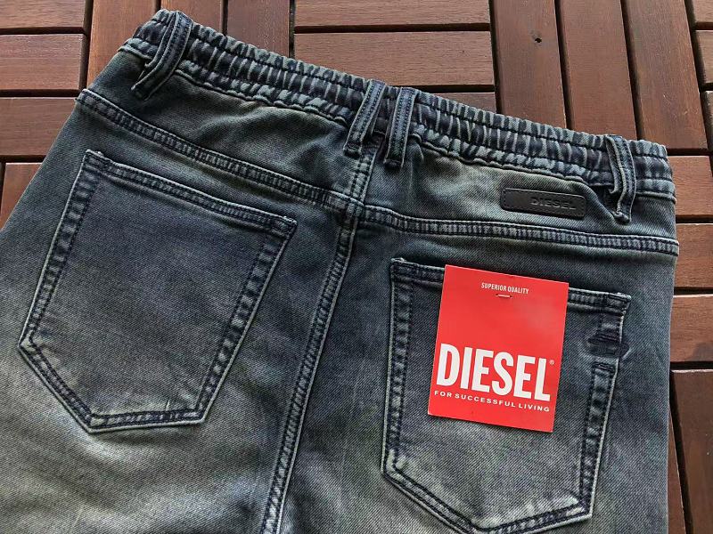 D E E Jeans · 6