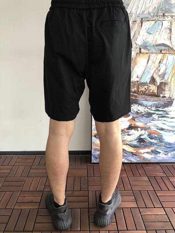 L Shorts · 4
