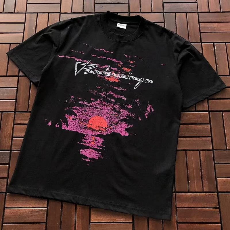 B L Ia A T-shirt · 5