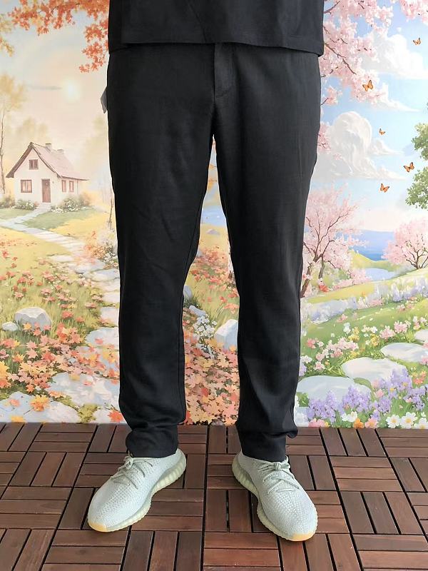Br N L O C Ci L I Trousers · 4