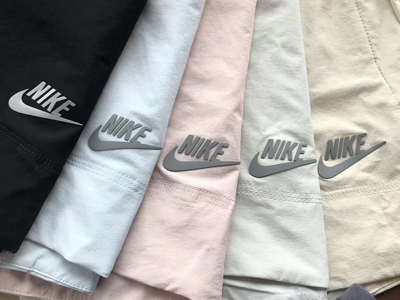 Nike Shorts Woman 11