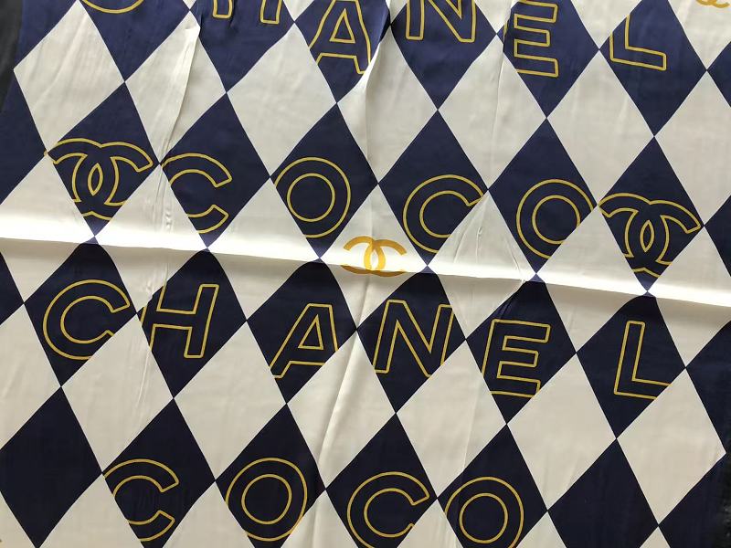 C A E Scarf · 5
