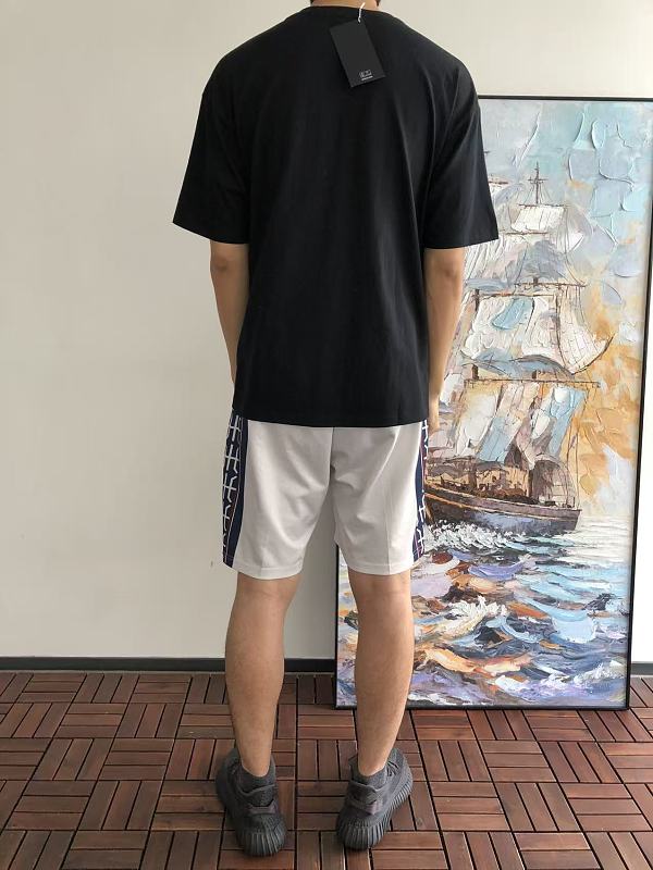 A T Yx T-shirt · 4
