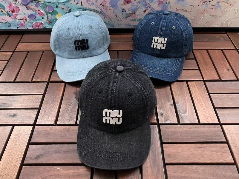 M U M U Cap · 3