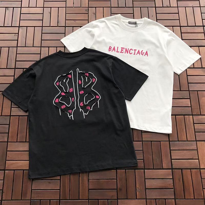 B L Ia A T-shirt · 5