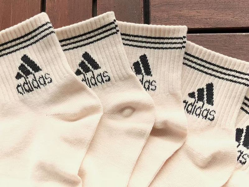 Di As Socks 6