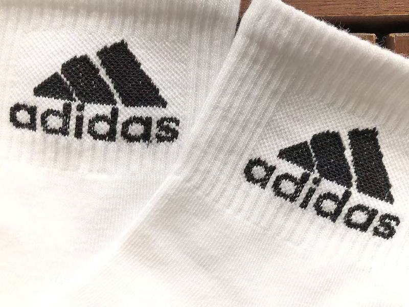 Di As Socks 7