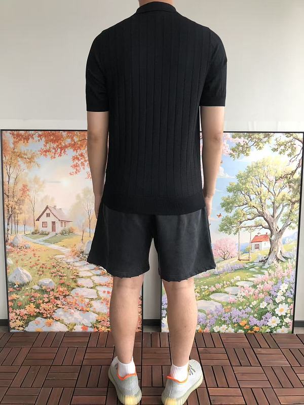 L C St T-shirt Sweater · 6