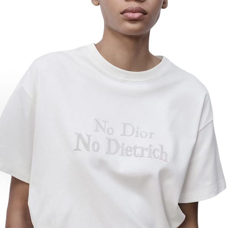 D O T-shirt · 4