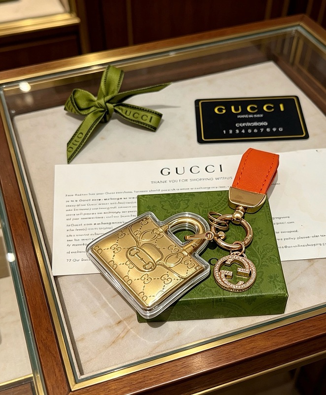 G C I Jewelry · 6