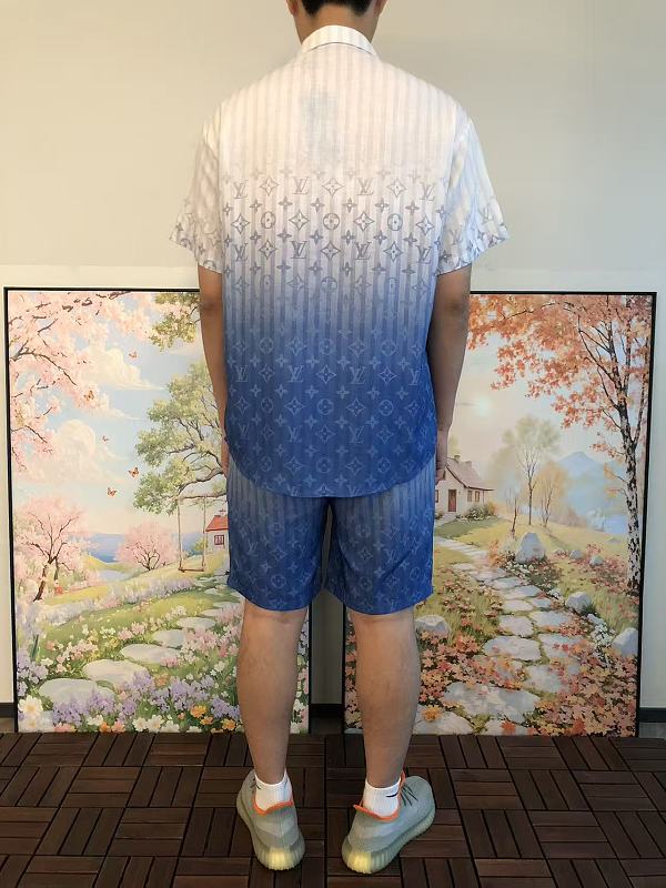L T-shirt Shirt Shorts 5