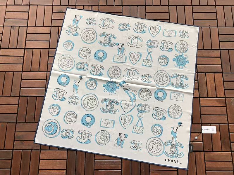 C A E Scarf · 6