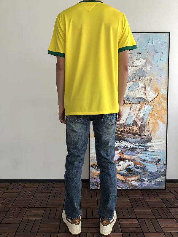 Football T-shirt · 3