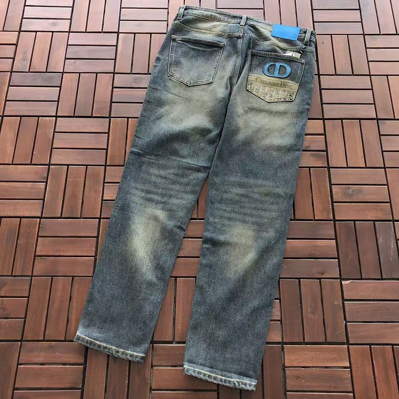 D O Jeans · 5