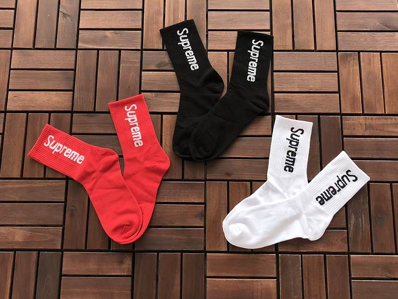 S P E E Socks · 3