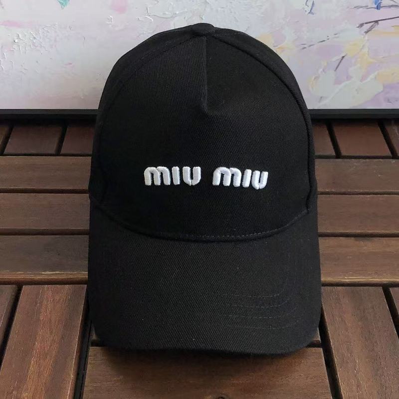 M U M U Cap · 2
