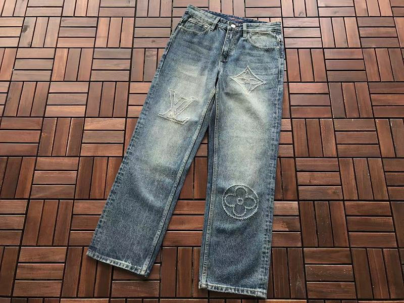 L Jeans · 6