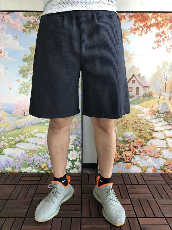 L C St Shorts · 4