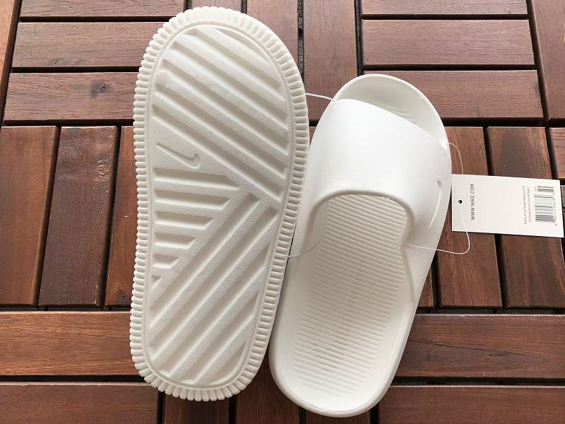 Nike Slippers 8