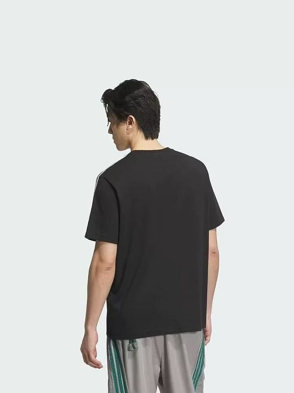 Di As T-shirt · 4
