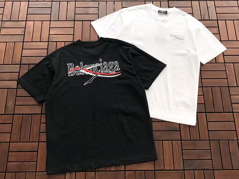 B L Ia A T-shirt · 6