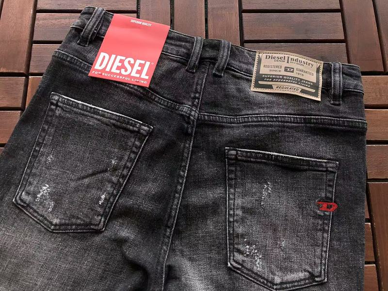 D E E Jeans · 6
