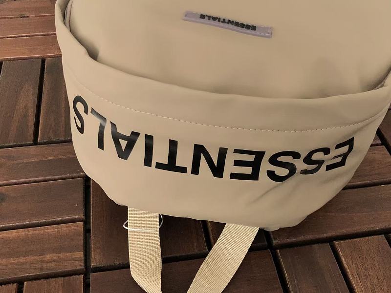 Essentials Bag 6