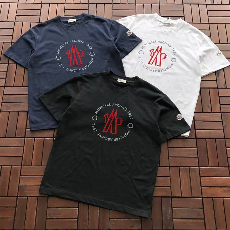 M R T-shirt · 5