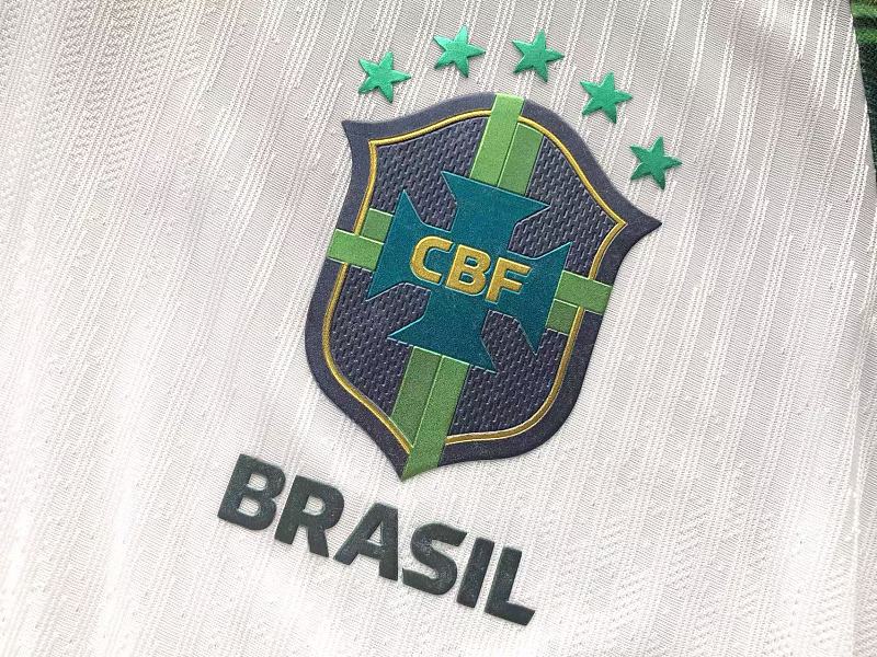 Football T-shirt 8